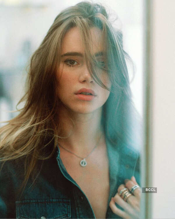 Suki Waterhouse