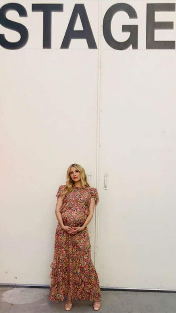 Emma Roberts Photos