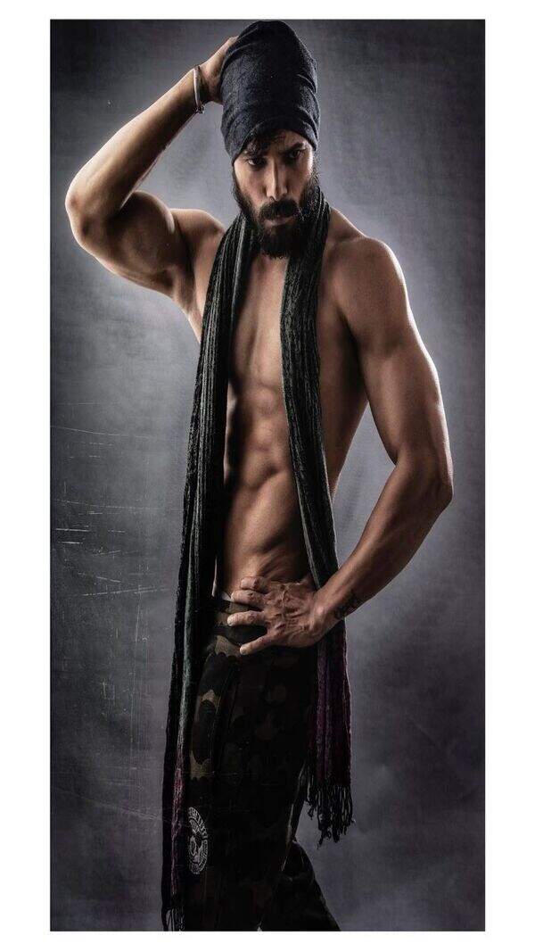 Praveen Tej Images