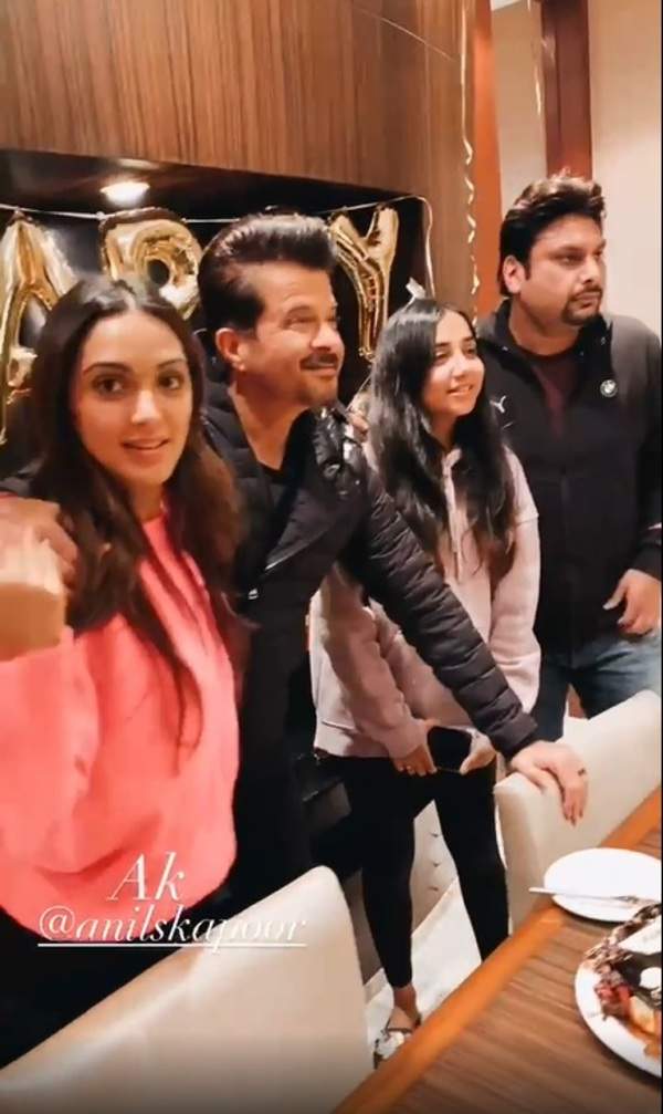 Anil Kapoor Celebrates His Birthday With Jug Jugg Jeeyo Co Stars