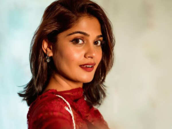 Isha Keskar Images