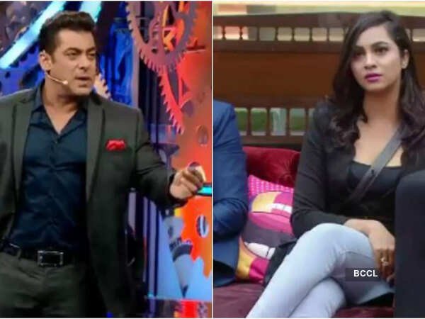 Arshi Khan Stills