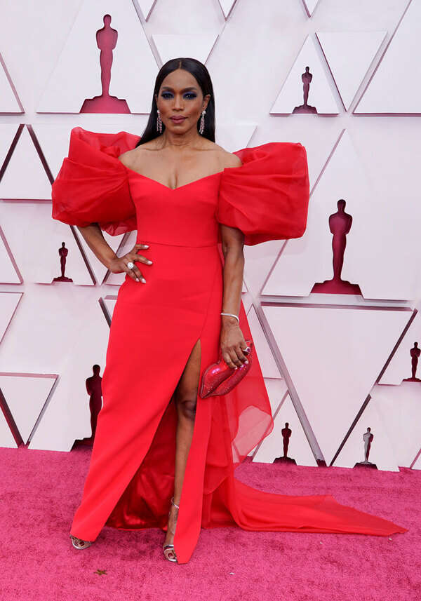 Angela Bassett