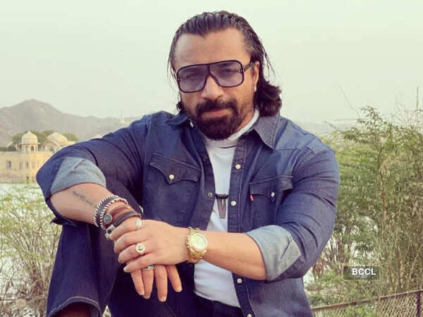 Ajaz Khan Pictures