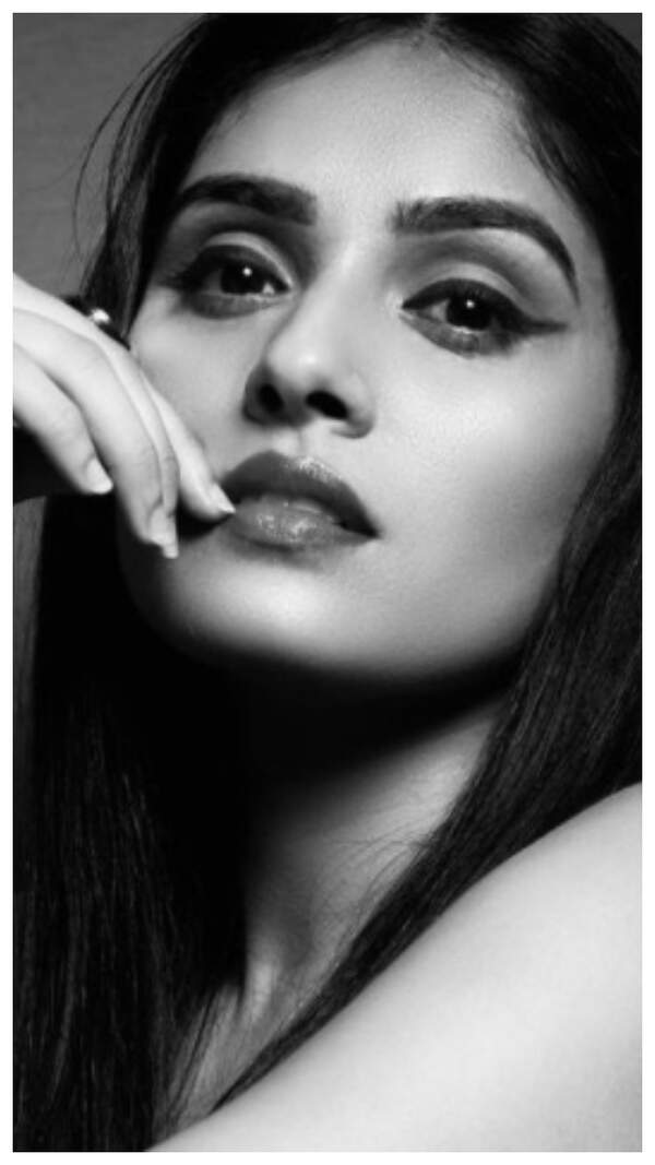Pallavi Patil Wallpapers