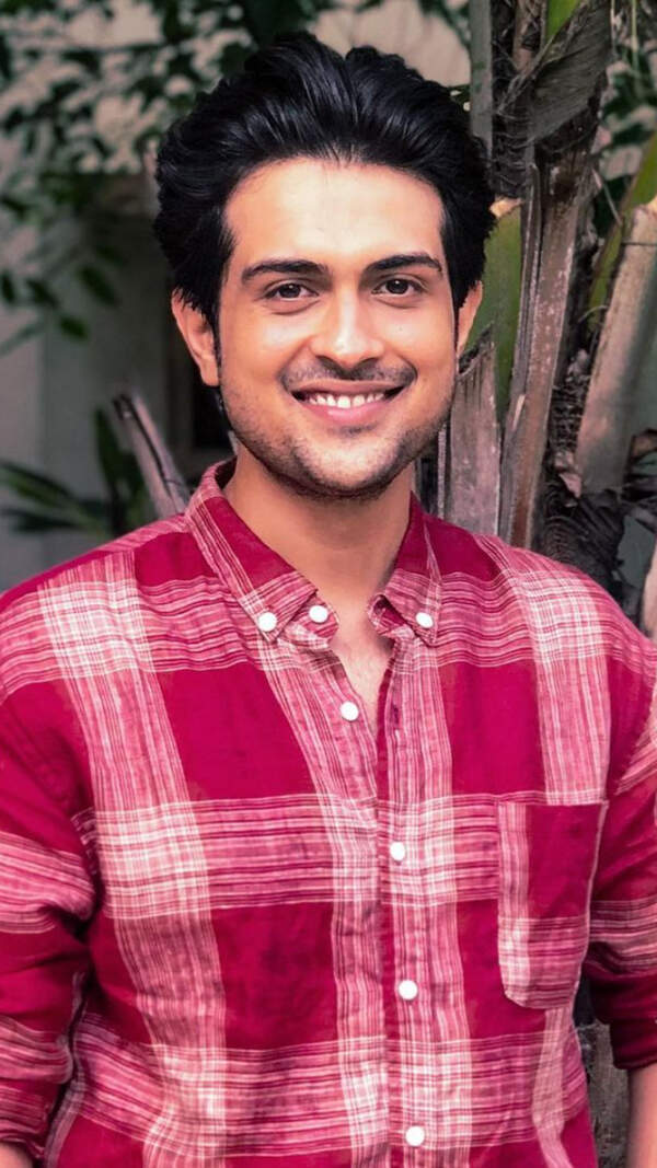 Raunaq Kamdar Pictures