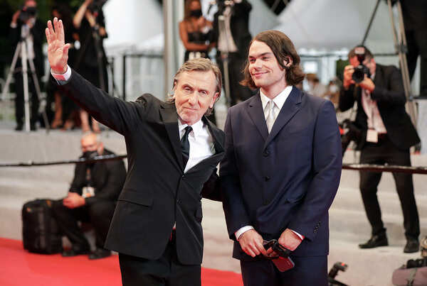 Tim Roth Pictures