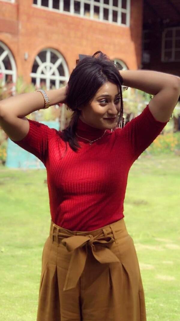 Amrutha Iyengar Images