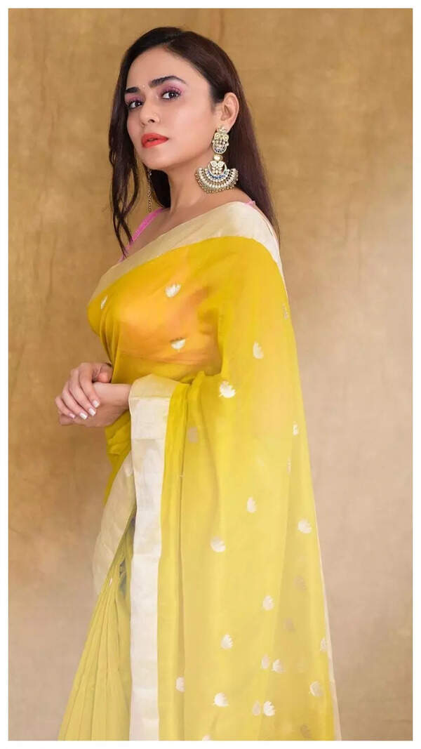 Amruta Khanvilkar Stills