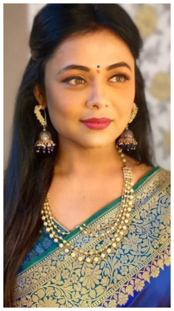 Prarthana Behere Photos