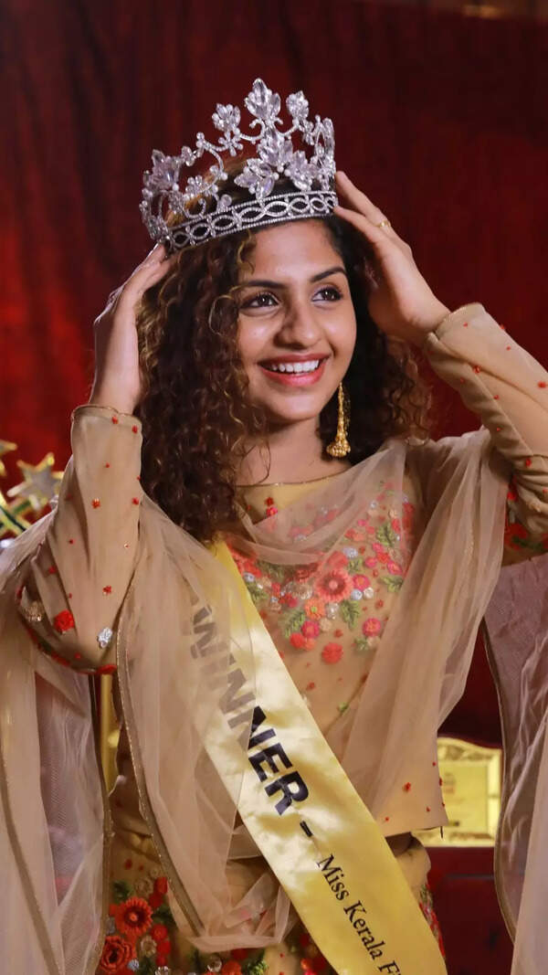 Noorin Shereef Stills