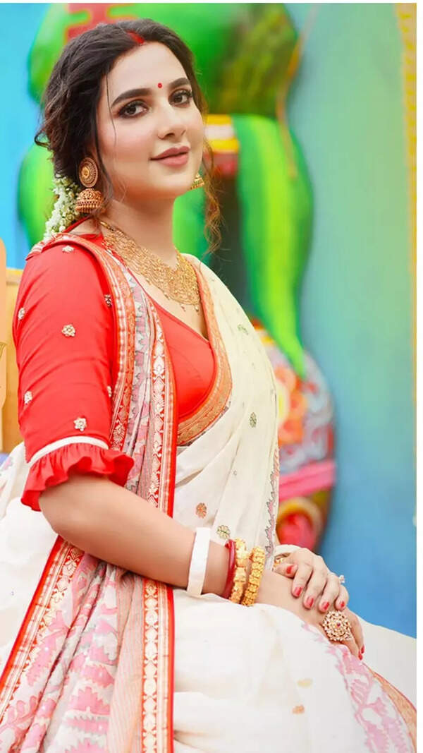 Subhashree Ganguly Photos