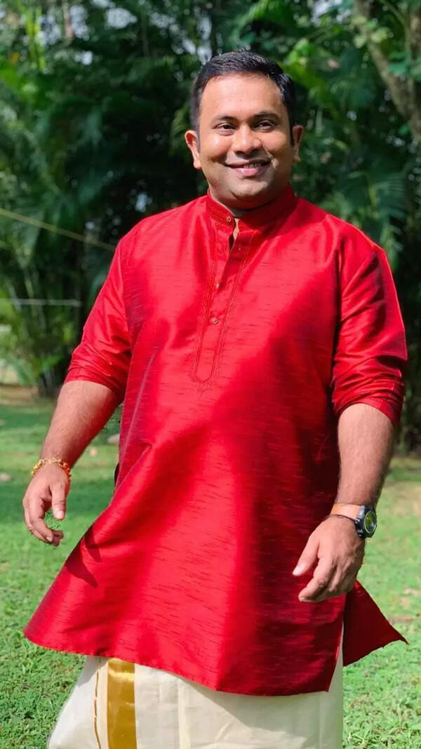 Aju Varghese Pictures