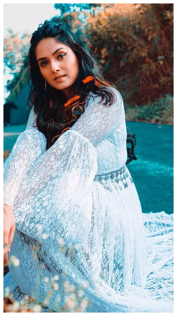 Pallavi Patil Pictures