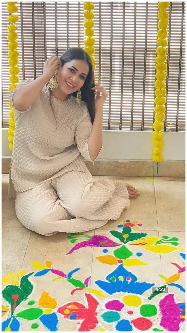 S Lavanya Photos