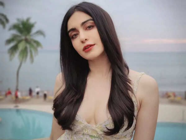 Adah Sharma Pictures