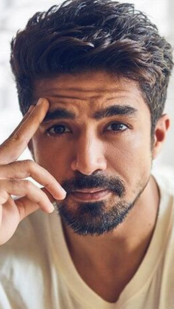 Saqib Saleem Pictures