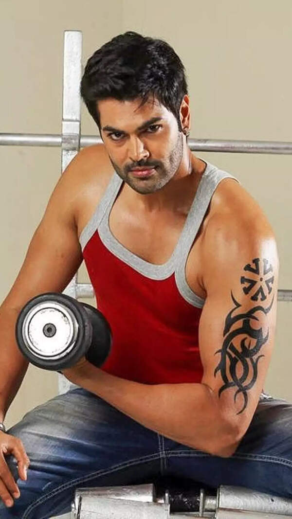 Ganesh Venkatraman Photos