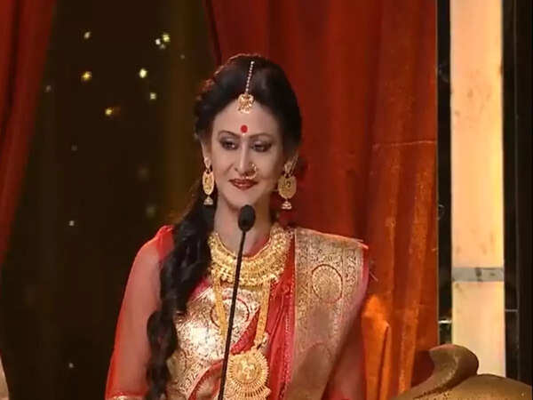 Indrani Halder Images