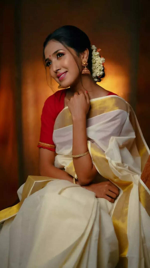 Arohi Naina Images