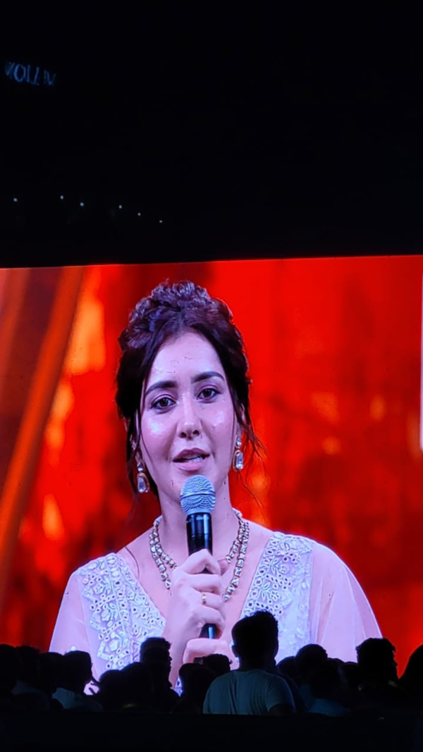 Raashi Khanna