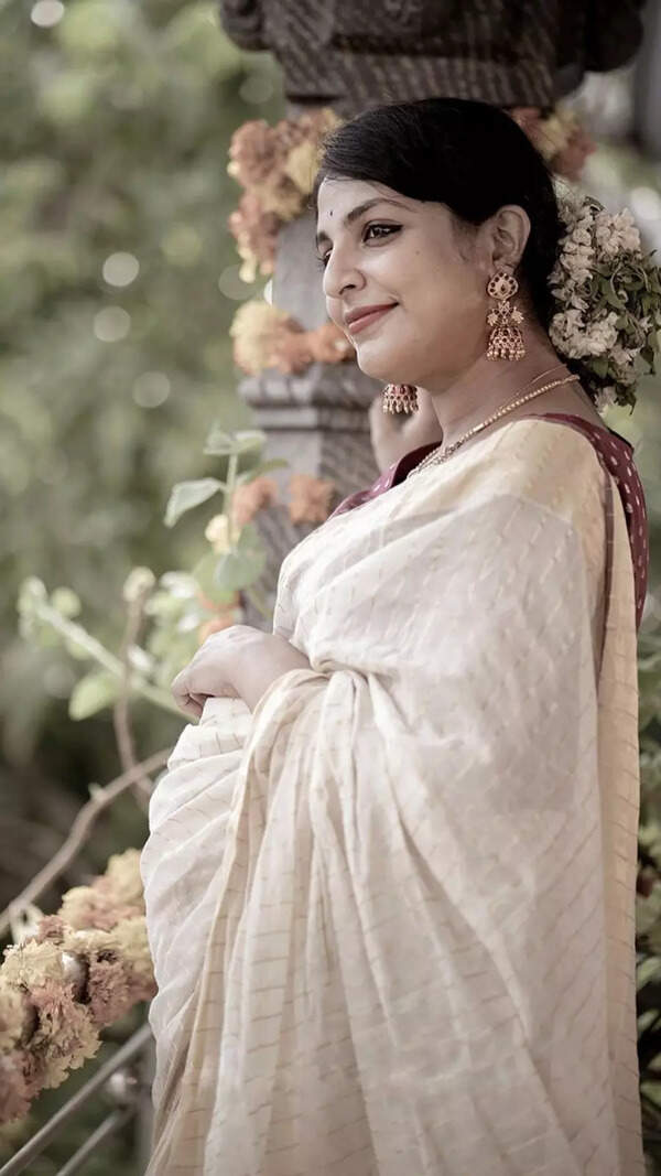 Mythili Photos
