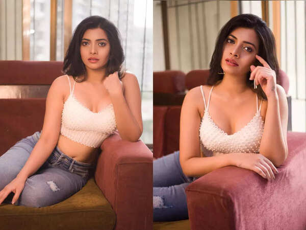 Ruchira Jadhav Pictures
