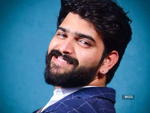 Roopesh Shetty Pictures