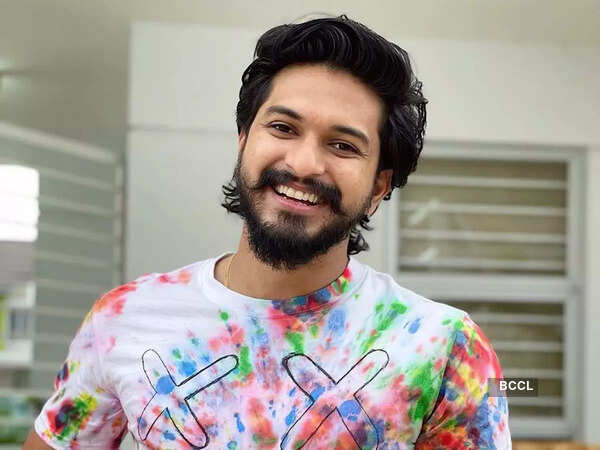 Mugen Rao Photos