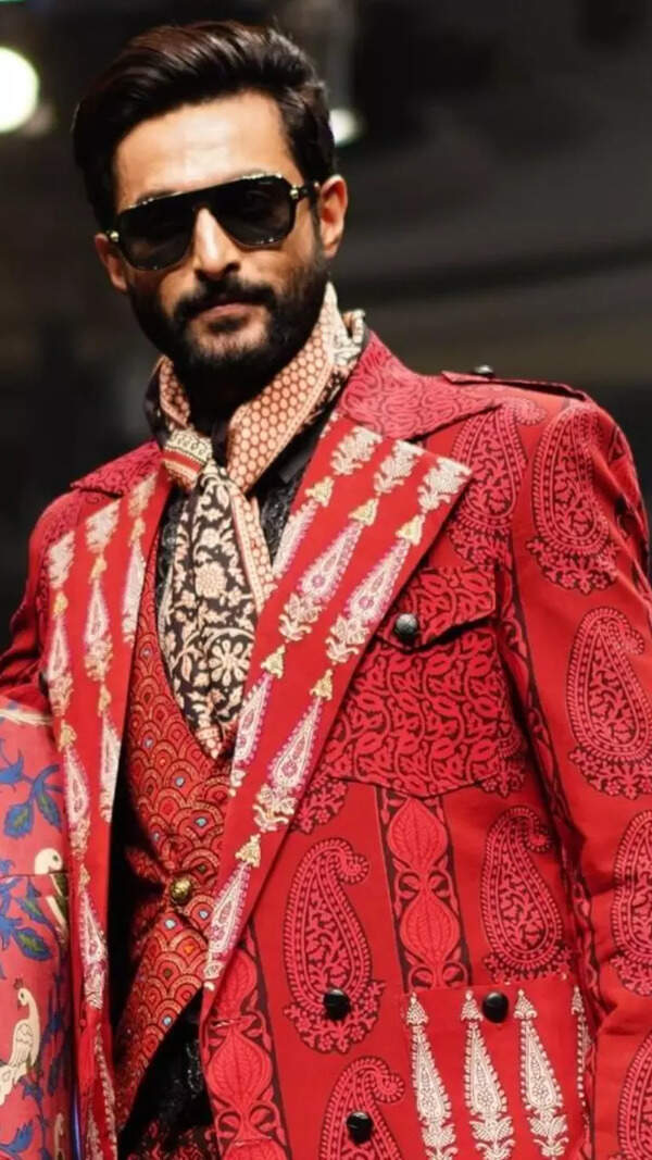 Aadil Khan Photos