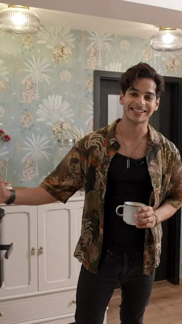 Ishaan Khatter Pictures