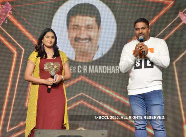 Apeksha Purohit Pictures