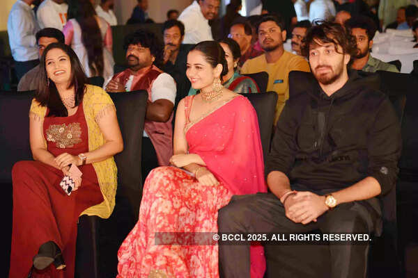 Apeksha Purohit Stills