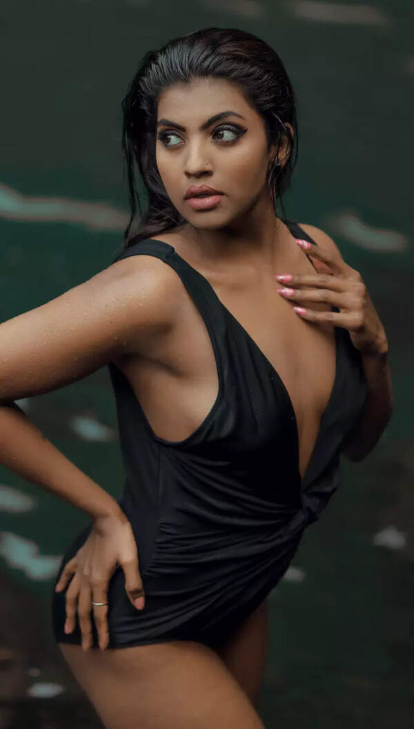 Madhuri Pawar Photos