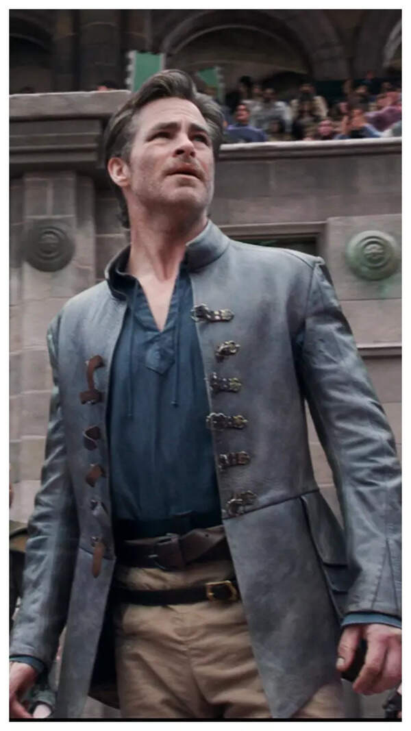 Chris Pine Pictures