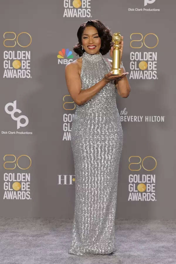 Angela Bassett Stills