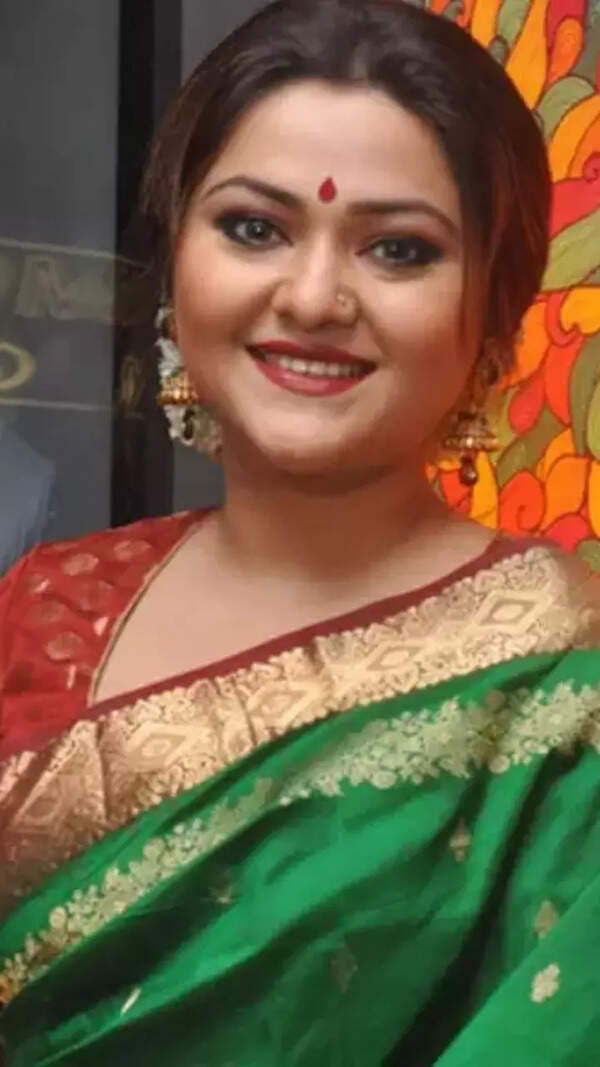 Koneenica Banerjee Pictures