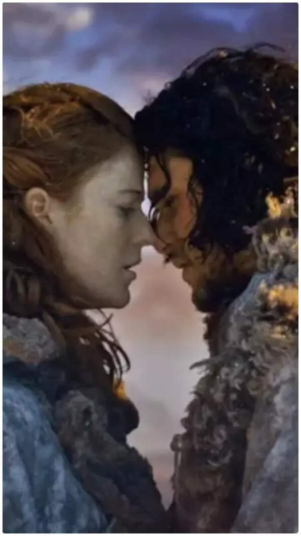 Rose Leslie Photos