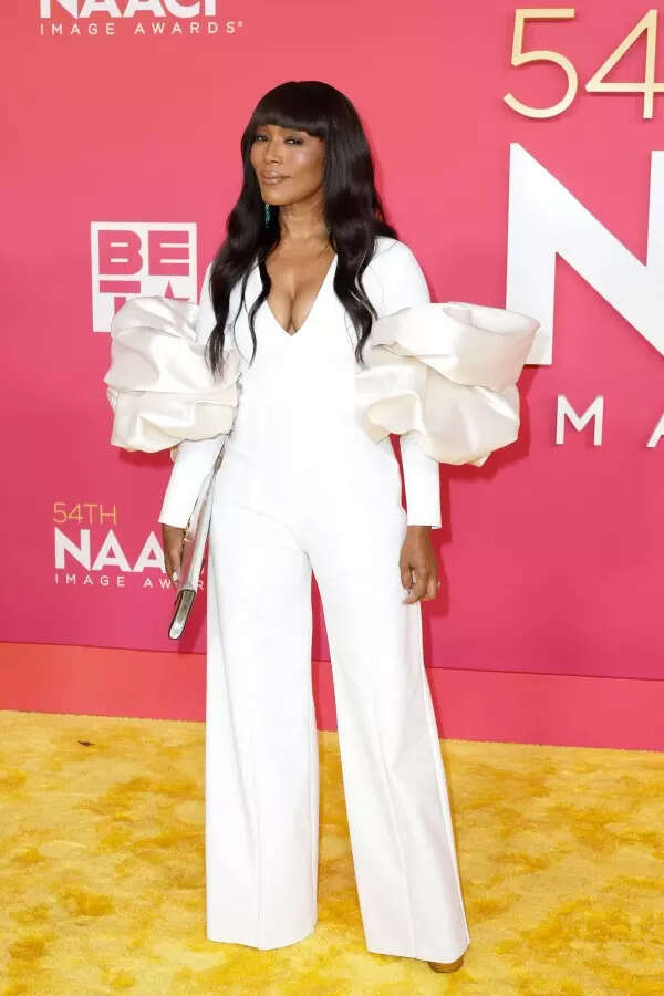 Angela Bassett Stills