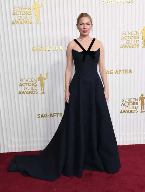 Michelle Williams Stills