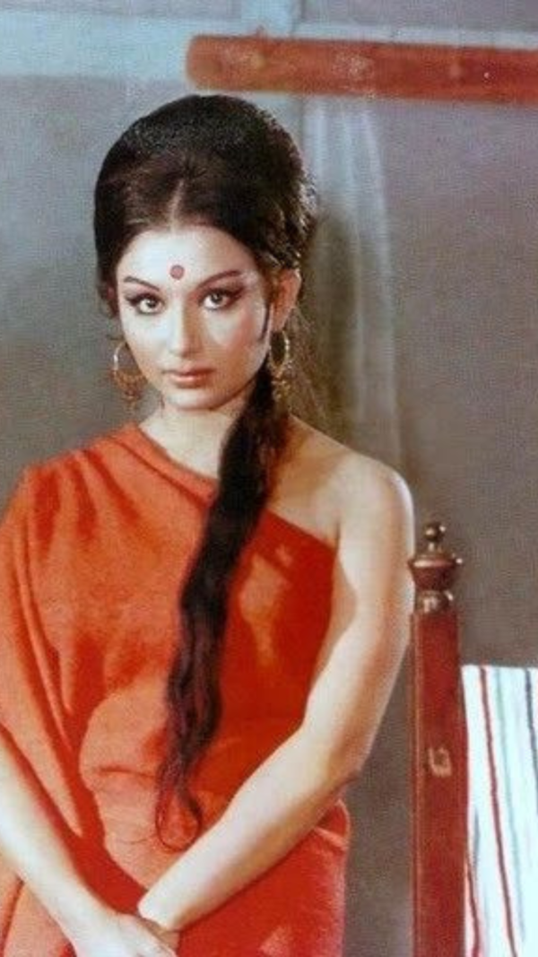 Sharmila Tagore Photos