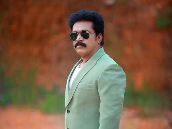 Binu Adimali Photos