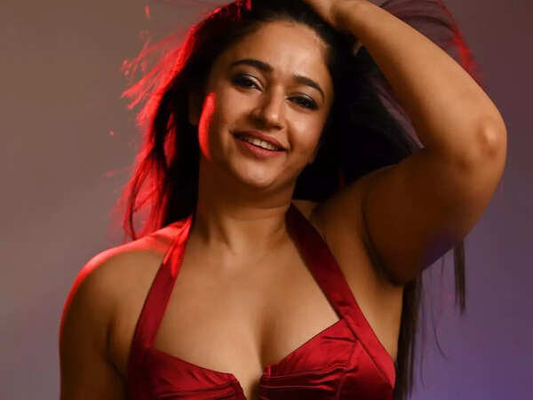 Poonam Bajwa Stills