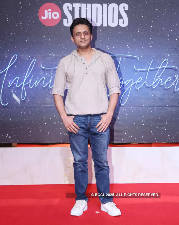 Mohammed Zeeshan Ayyub Photos