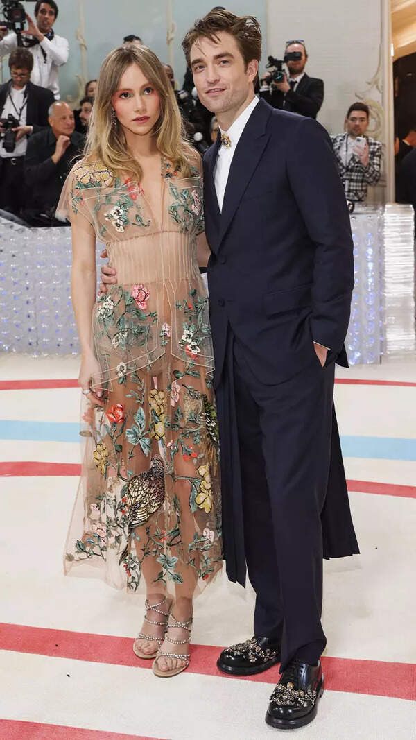 Suki Waterhouse