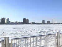 US: Midwest businesses, buildings impacted by cold