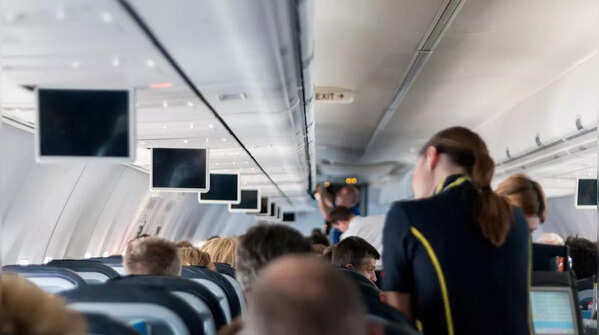 How an Upright Seat Ensures Safety in Critical Flight Phases