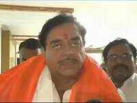 Lok Sabha polls 2019: Shatrughan Sinha slams BJP for sidelining LK Advani