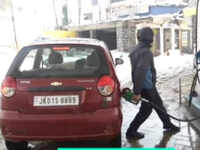 Fuel supply hit in J&K due to snowfall 