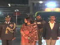 India’s ‘hero’ Wing Commander Abhinandan Varthaman returns home